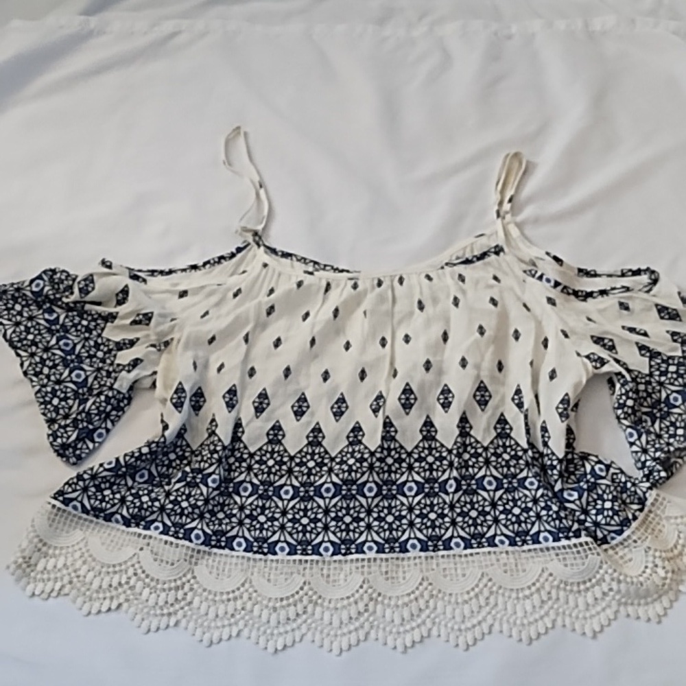 NWOT Divided Off Shoulder Tank Sz2